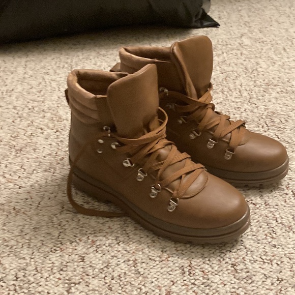 Women’s winter ankle boots - Picture 2 of 5